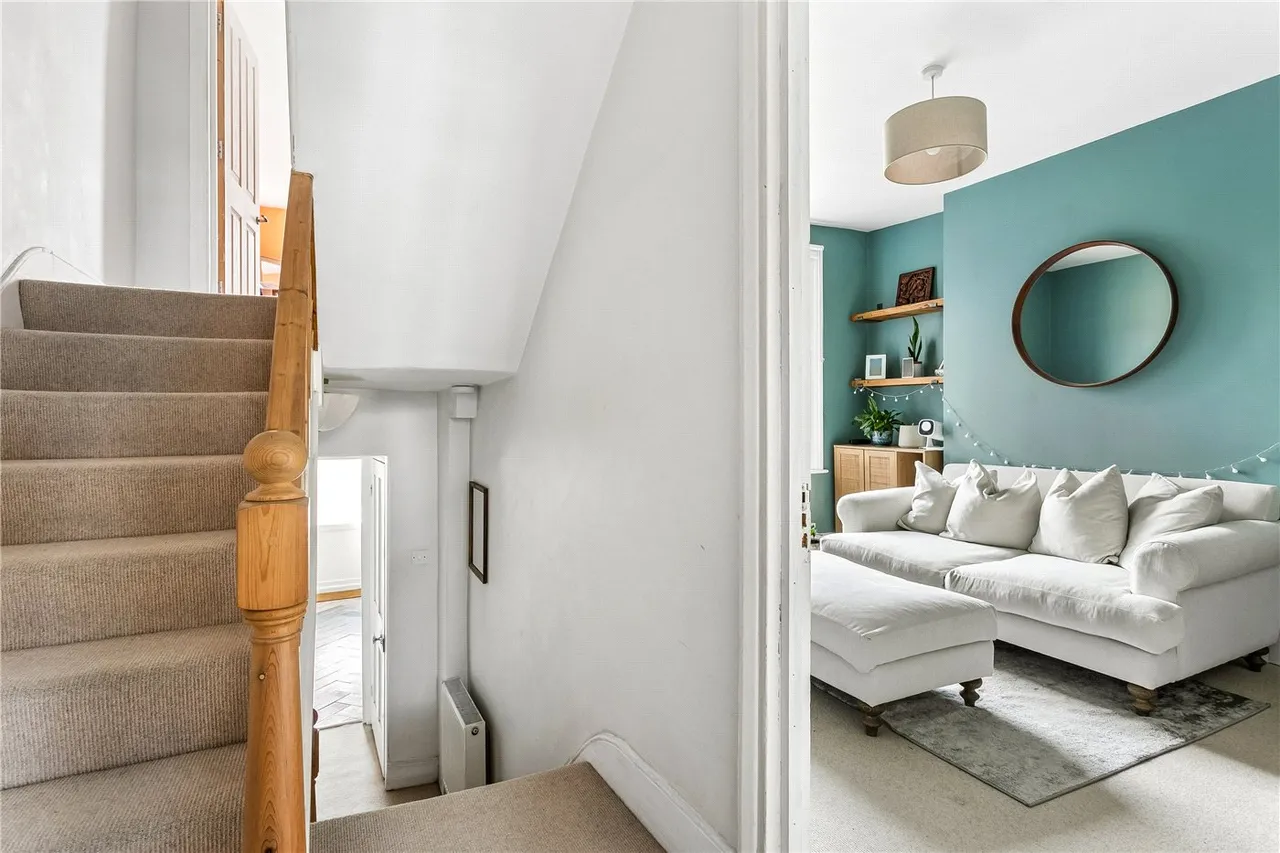 Brighton Road, London, N16, photo 10