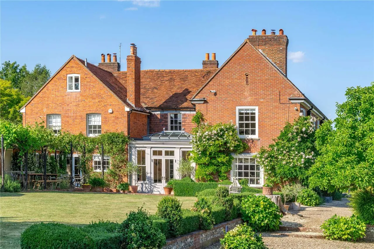 Home Farm, Upper Basildon, Reading, Berkshire, RG8 8ND, photo 8