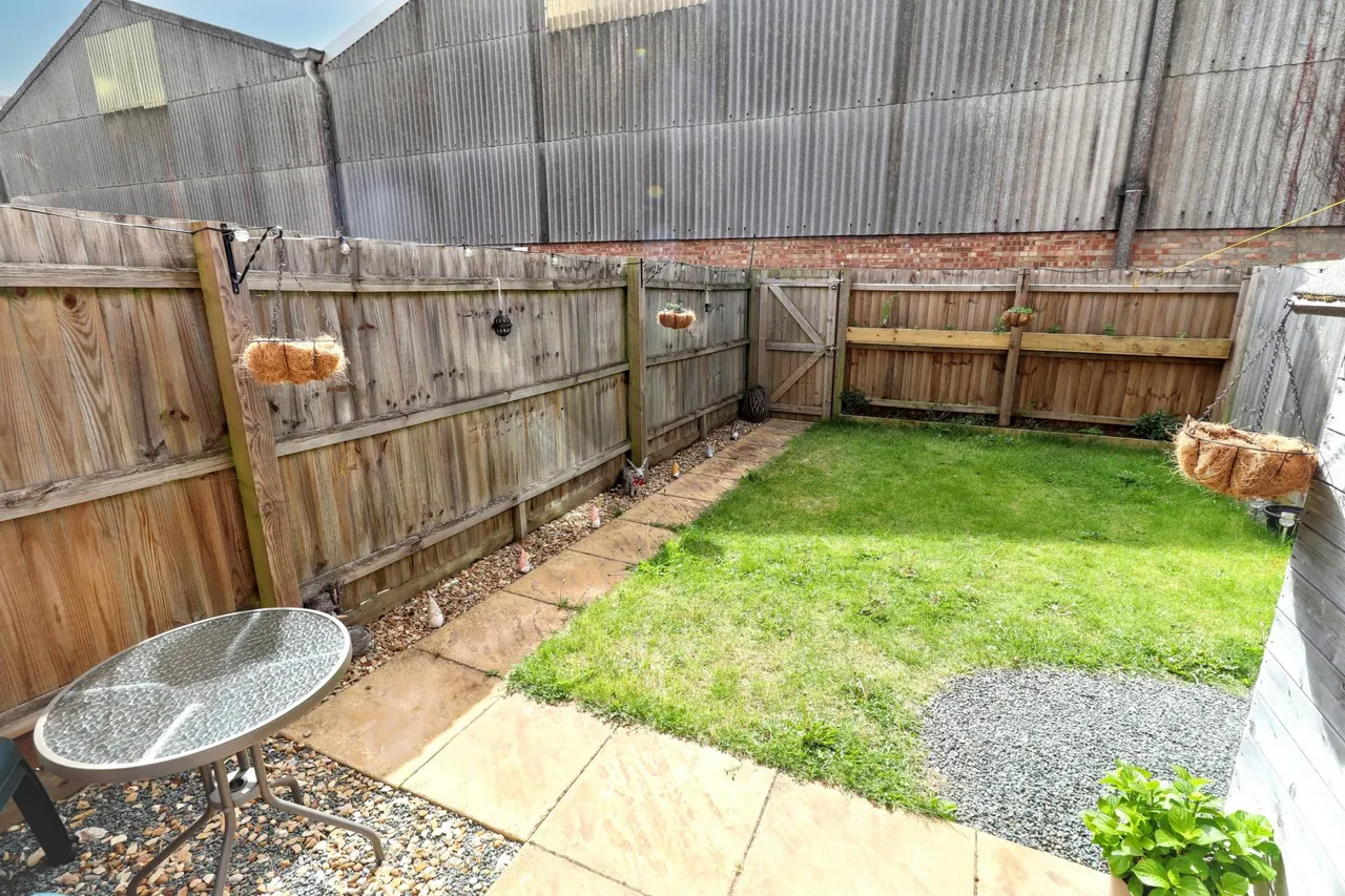 Highgrove Court, Spalding, PE11, photo 8