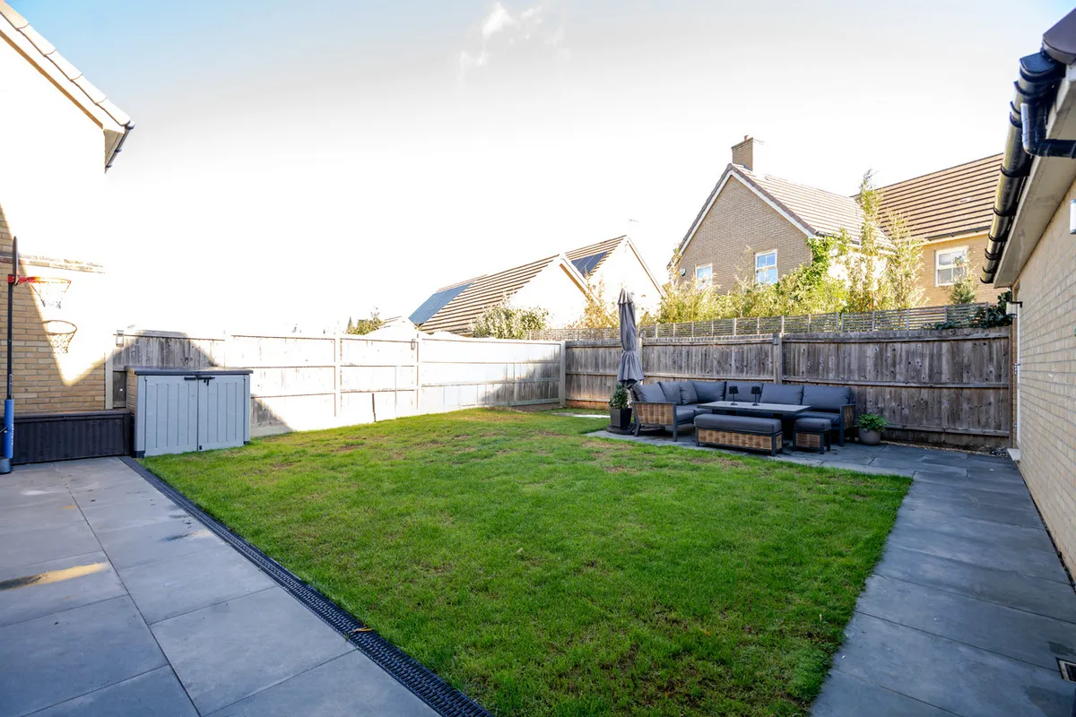 Meadow Way, Wing, LU7, photo 12