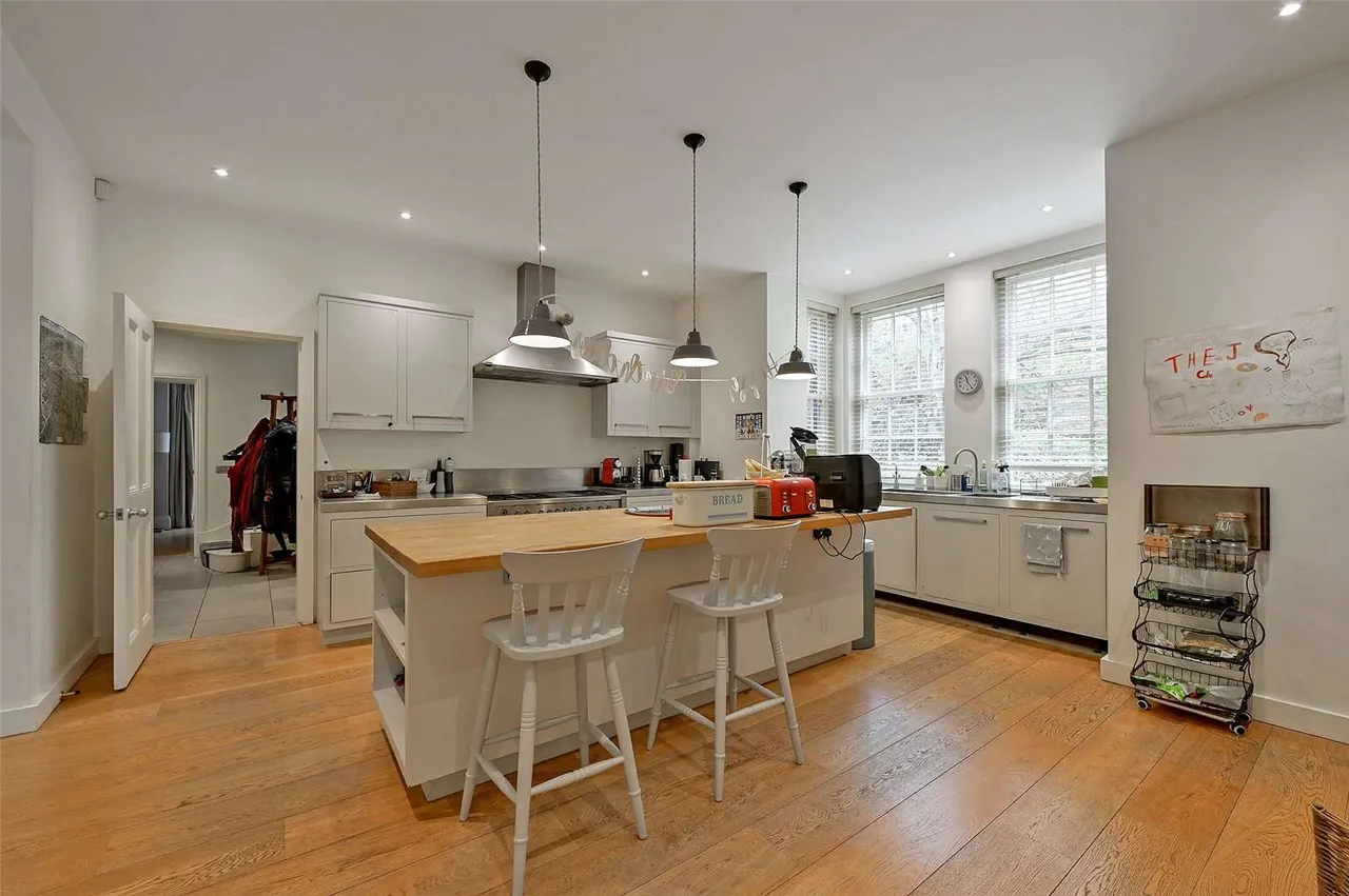 Charlbury Road, Oxford, OX2 6UT, photo 2