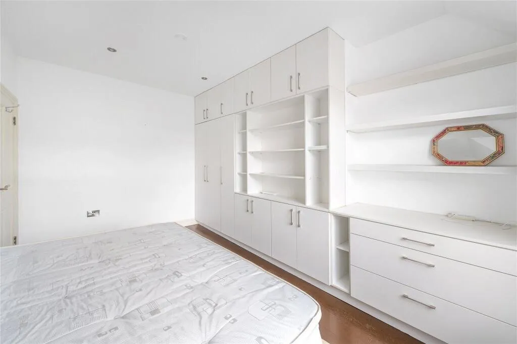 Blandford Road, London, W4, photo 9