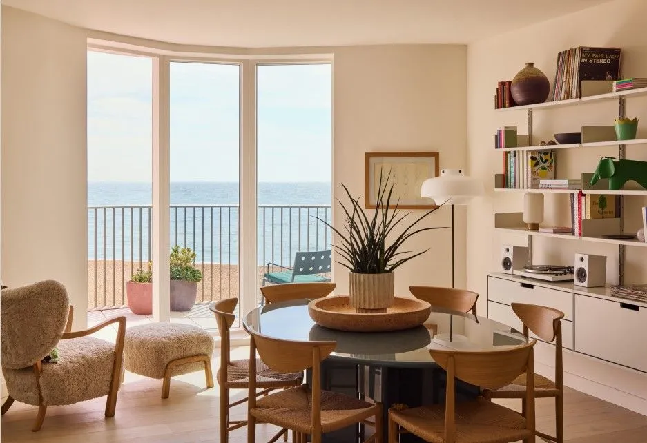 2 Bed Beach House Shoreline Folkestone Kent CT20, photo 4