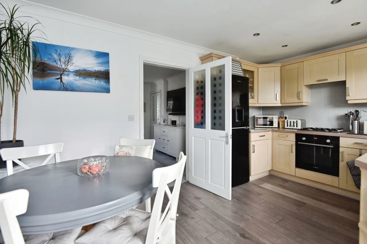 Crown Drive, Malkins Bank, Sandbach, Cheshire, CW11, photo 6