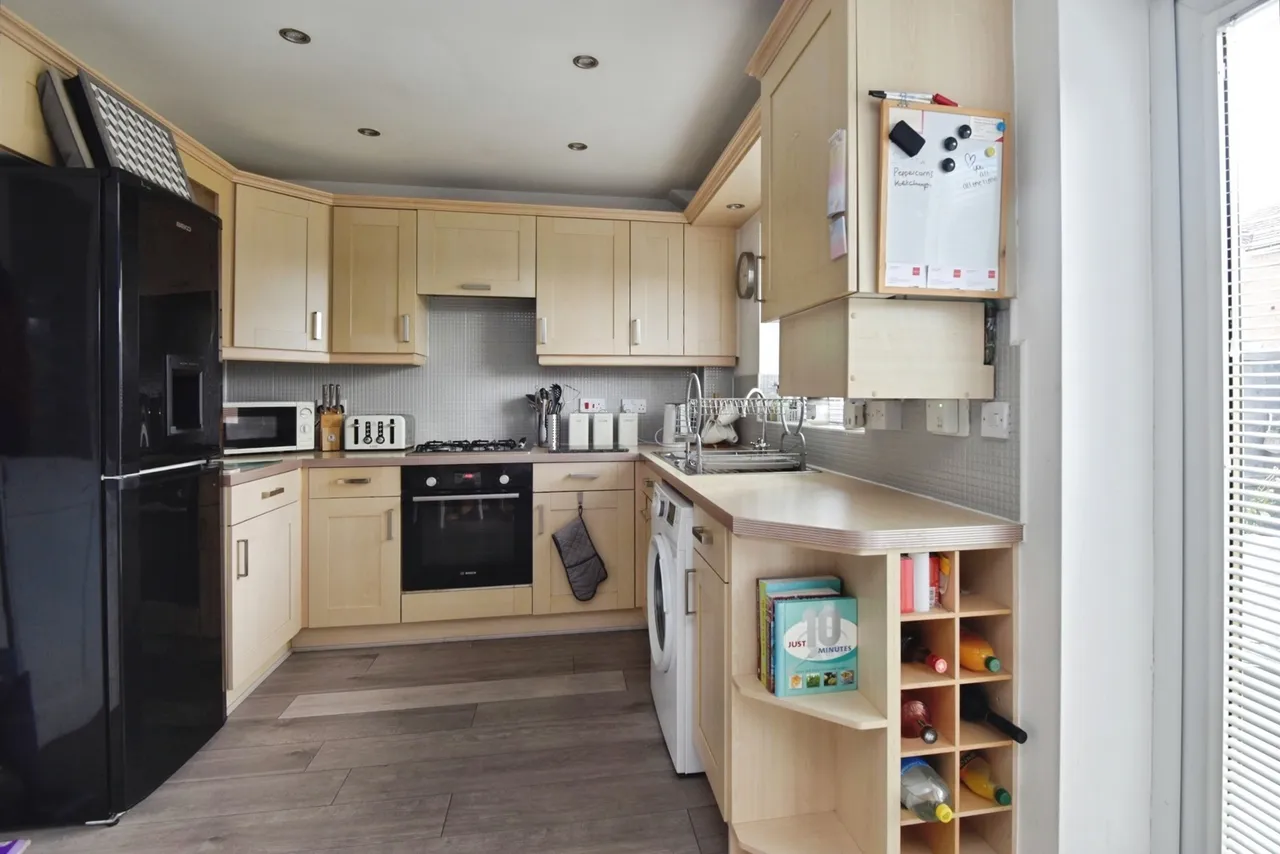 Crown Drive, Malkins Bank, Sandbach, Cheshire, CW11, photo 4