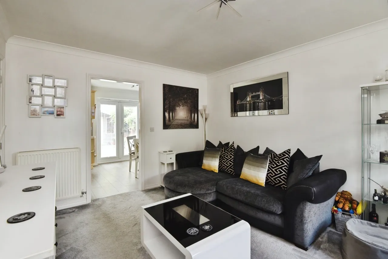 Crown Drive, Malkins Bank, Sandbach, Cheshire, CW11, photo 8