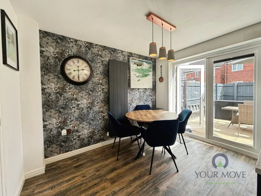 Halls Close, Radcliffe, Greater Manchester, M26, photo 8