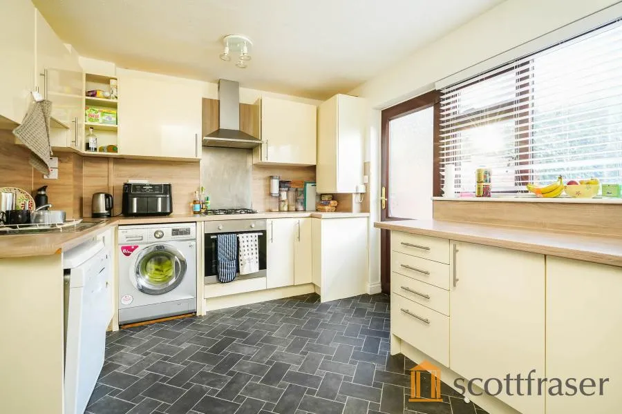 2 bed house to rent, Hengrove Close, Headington, OX3