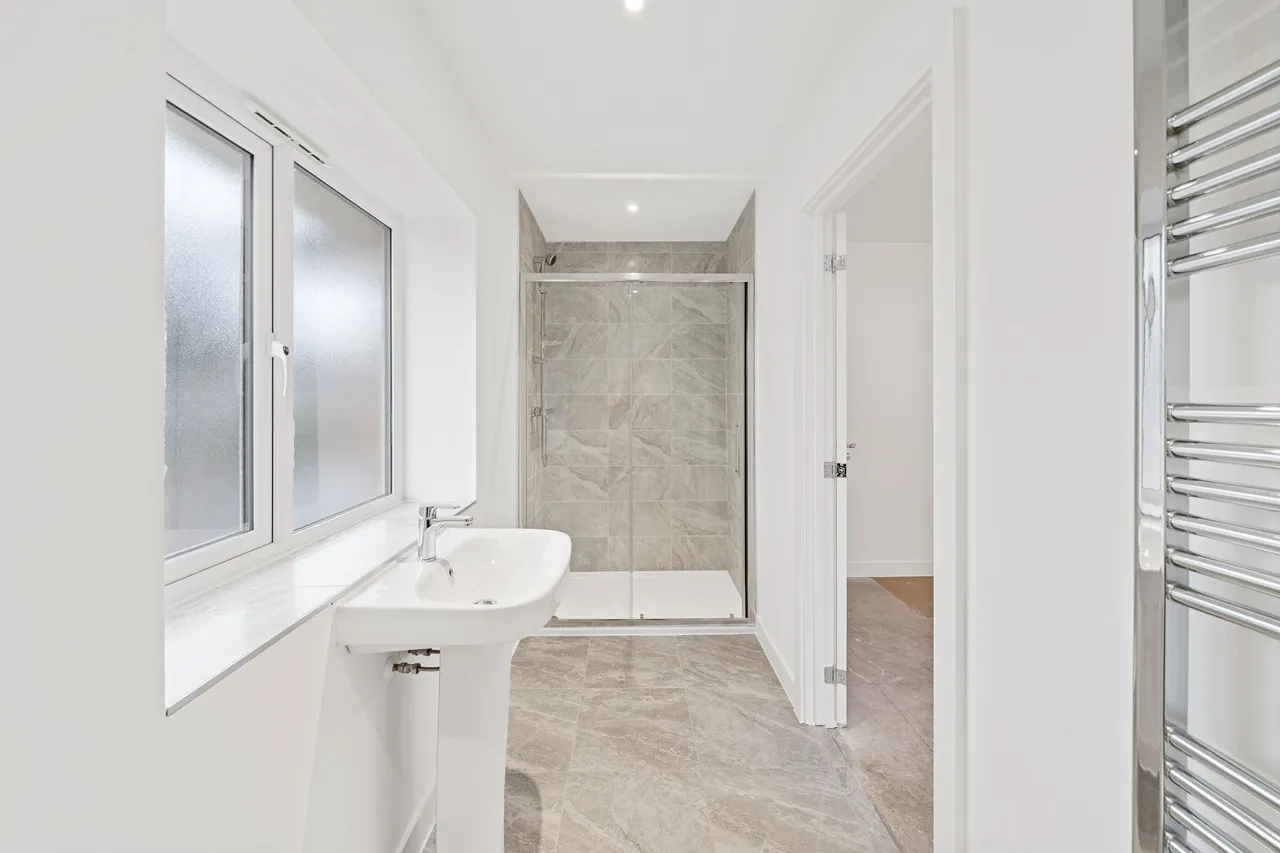Halis Court, Hale Village, L24, photo 29