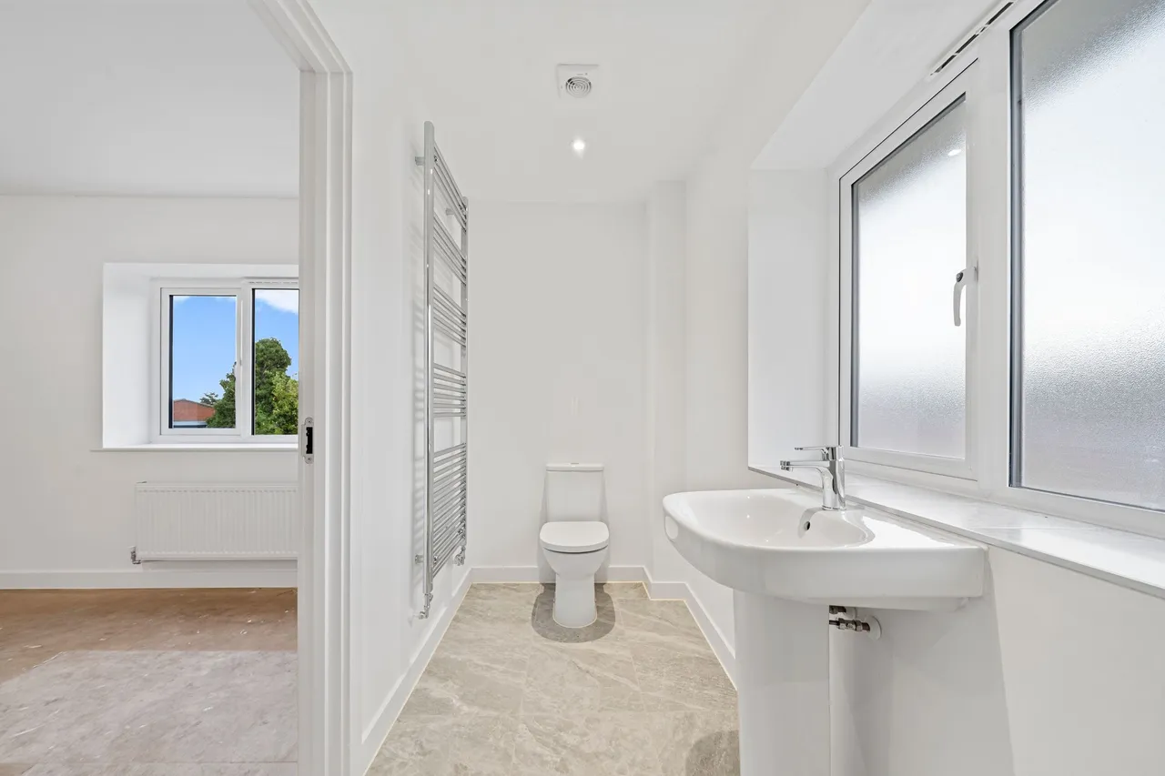 Halis Court, Hale Village, L24, photo 27