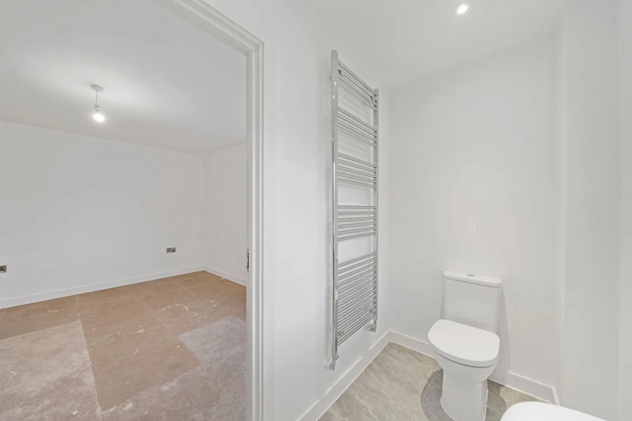 Halis Court, Hale Village, L24, photo 26