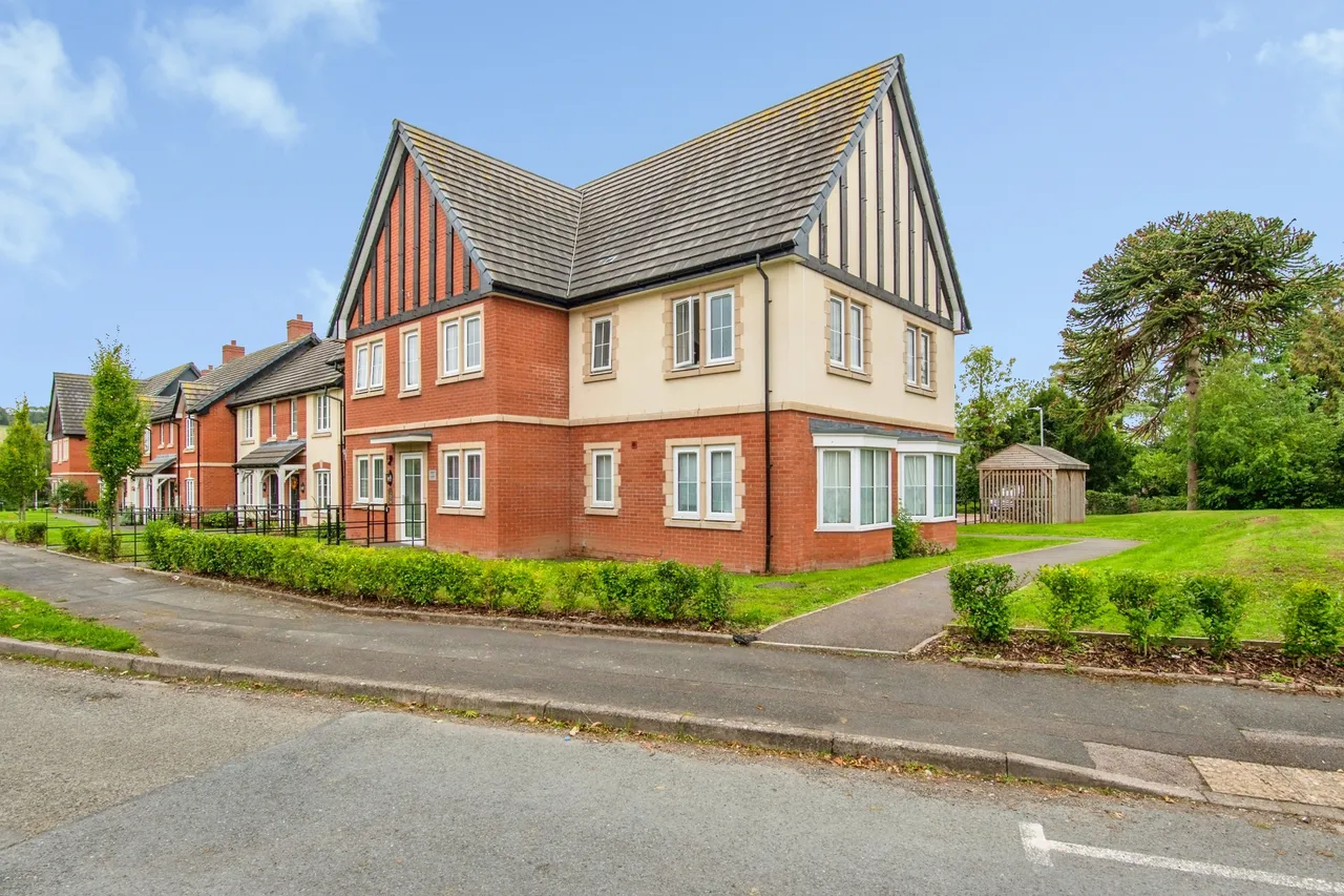 Chevenham Close, Malvern, WR13, photo 14