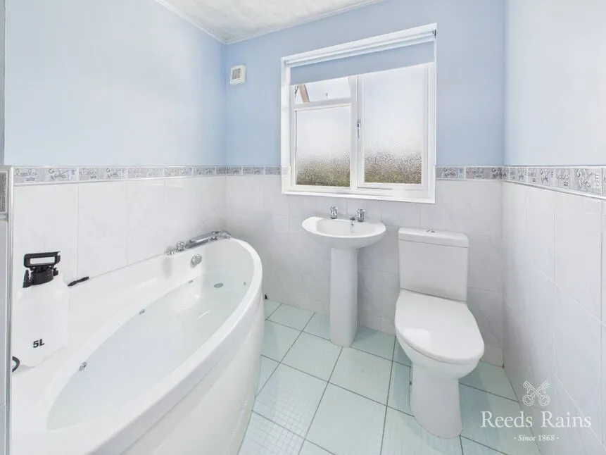 Lauderdale Drive, Guisborough, North Yorkshire, TS14, photo 6