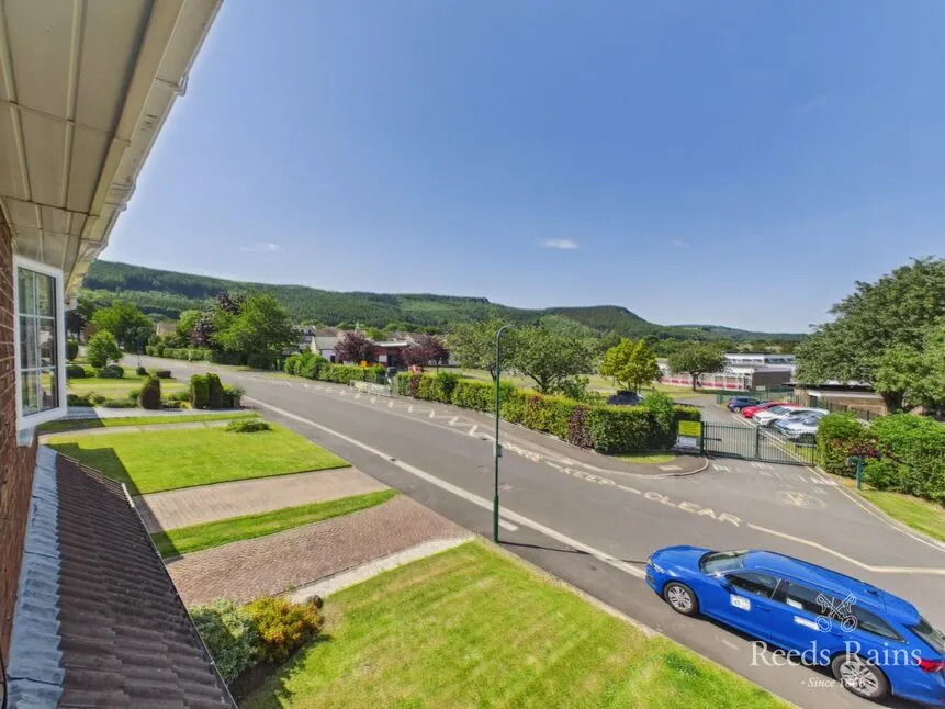 Lauderdale Drive, Guisborough, North Yorkshire, TS14, photo 7