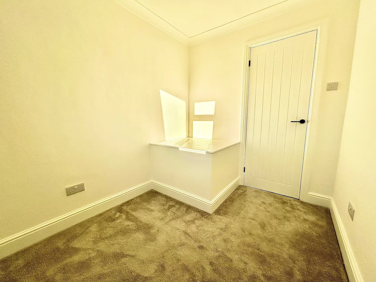 Old Road, Harlow, CM17, photo 9