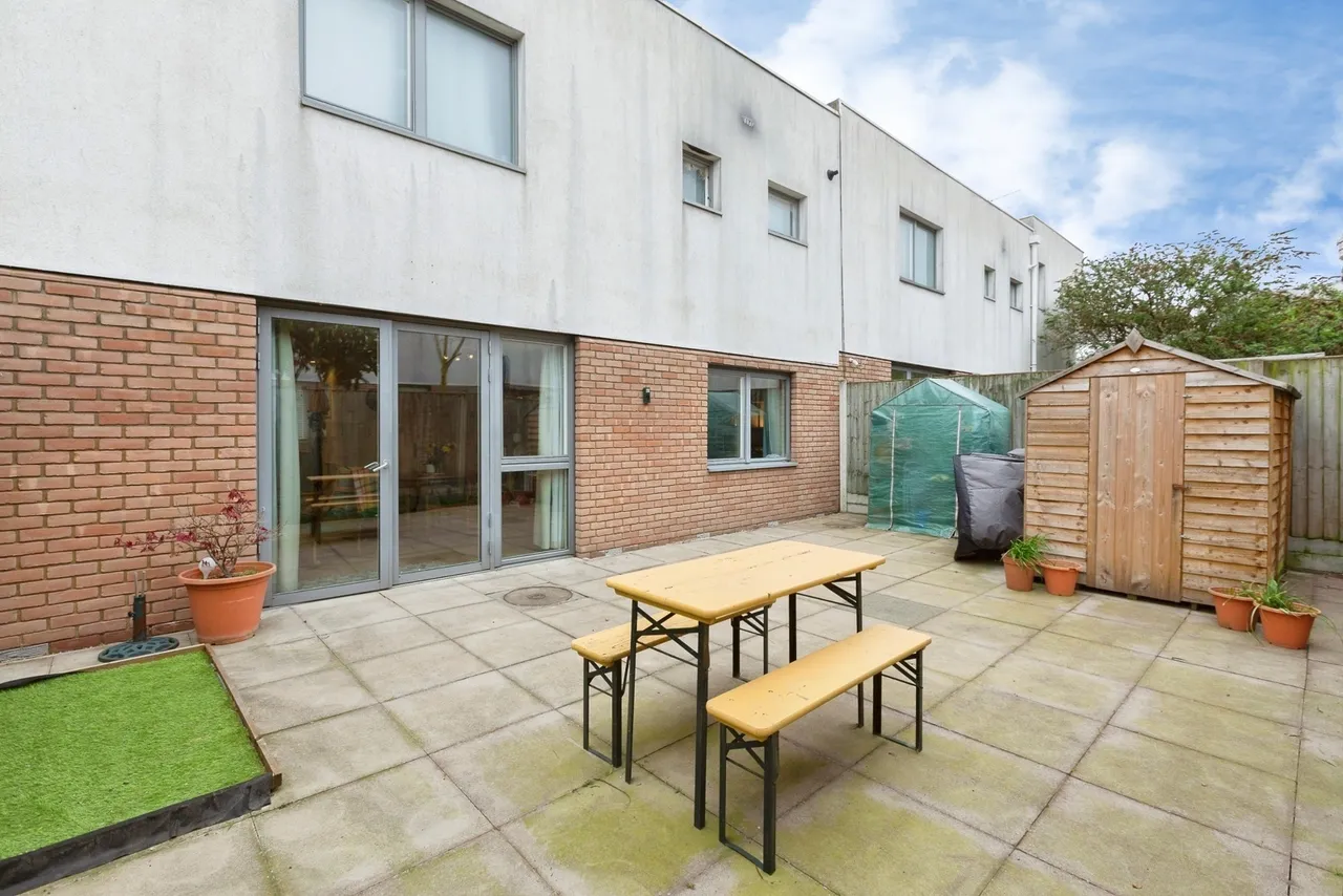 Roberts Close, Barking, IG11, photo 18