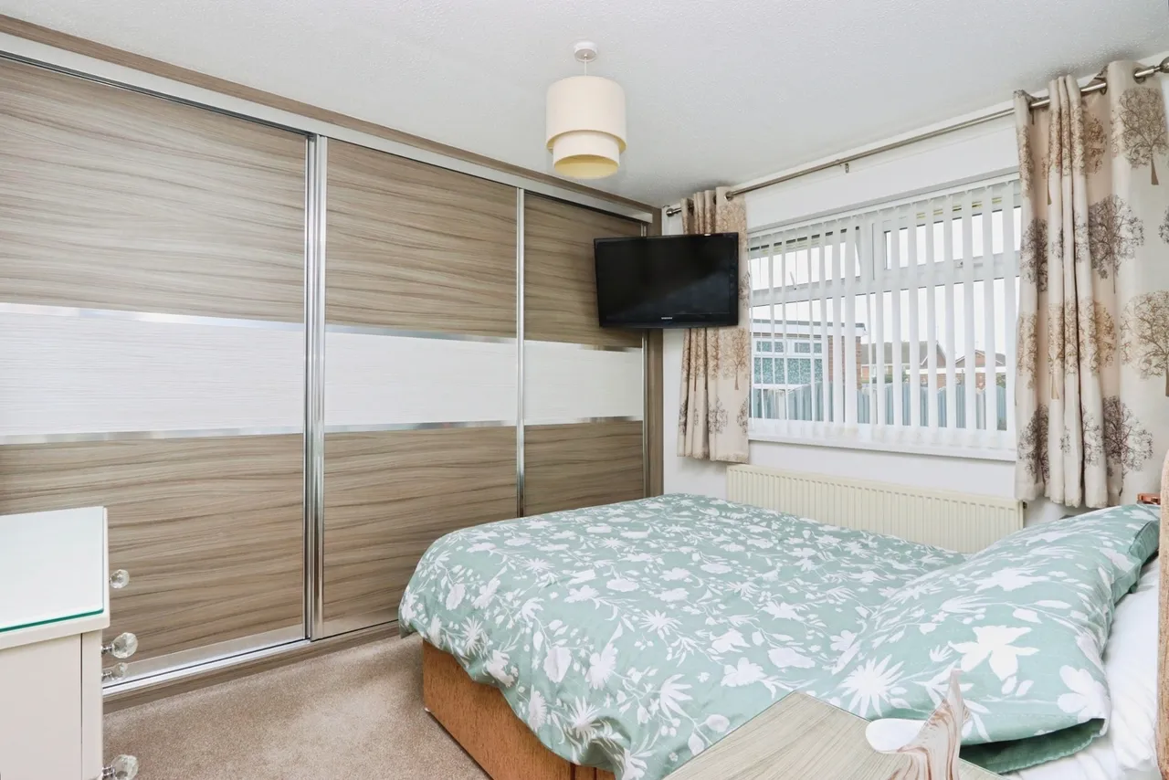 Hawthorn Avenue, Waterthorpe, Sheffield, S20, photo 9