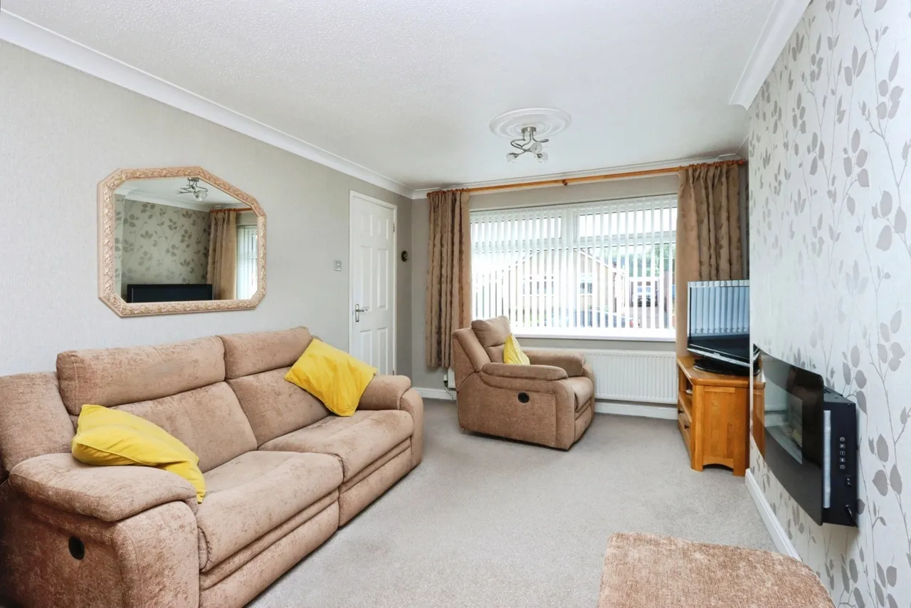 Hawthorn Avenue, Waterthorpe, Sheffield, S20, photo 7