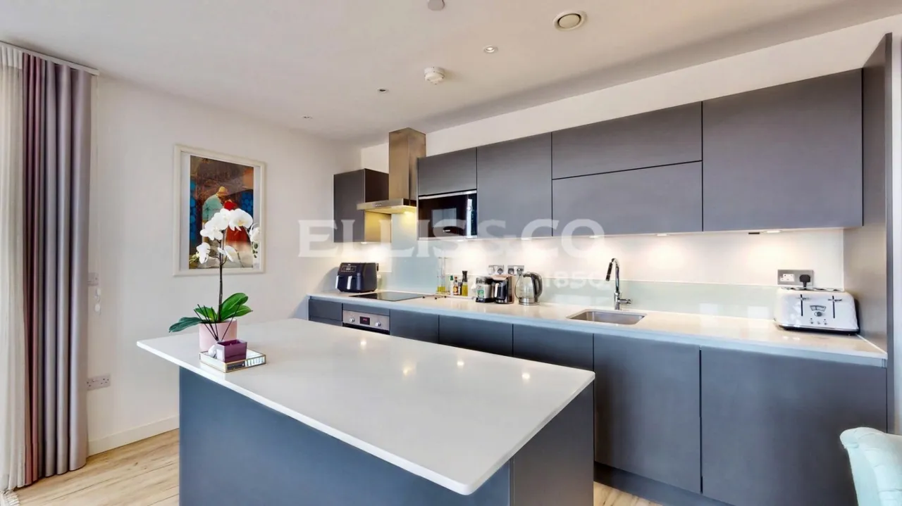 Bakery Walk, Greenford, UB6, photo 7