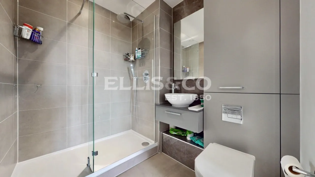 Bakery Walk, Greenford, UB6, photo 17