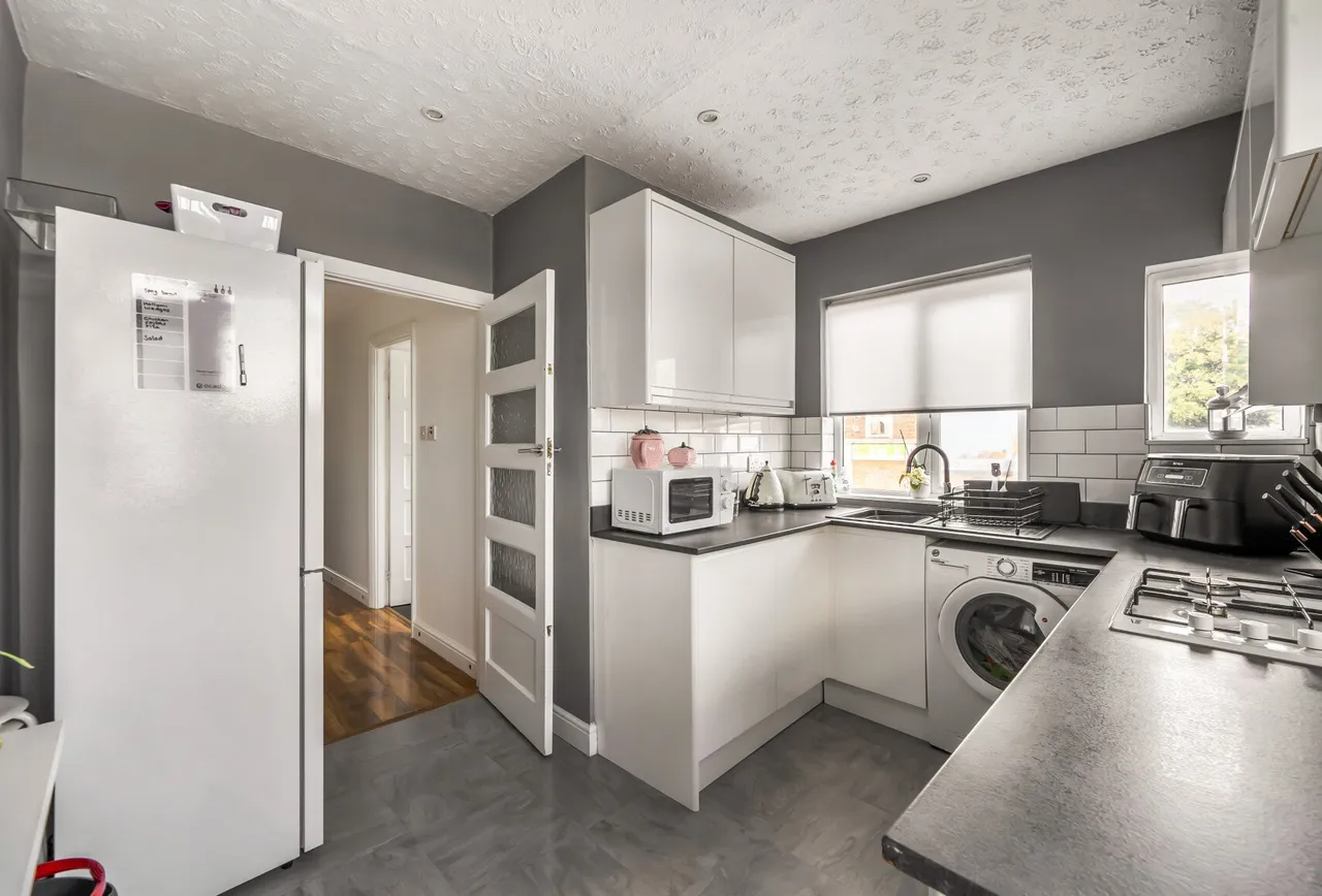London Road, Cheam, SM3 9BJ, photo 4