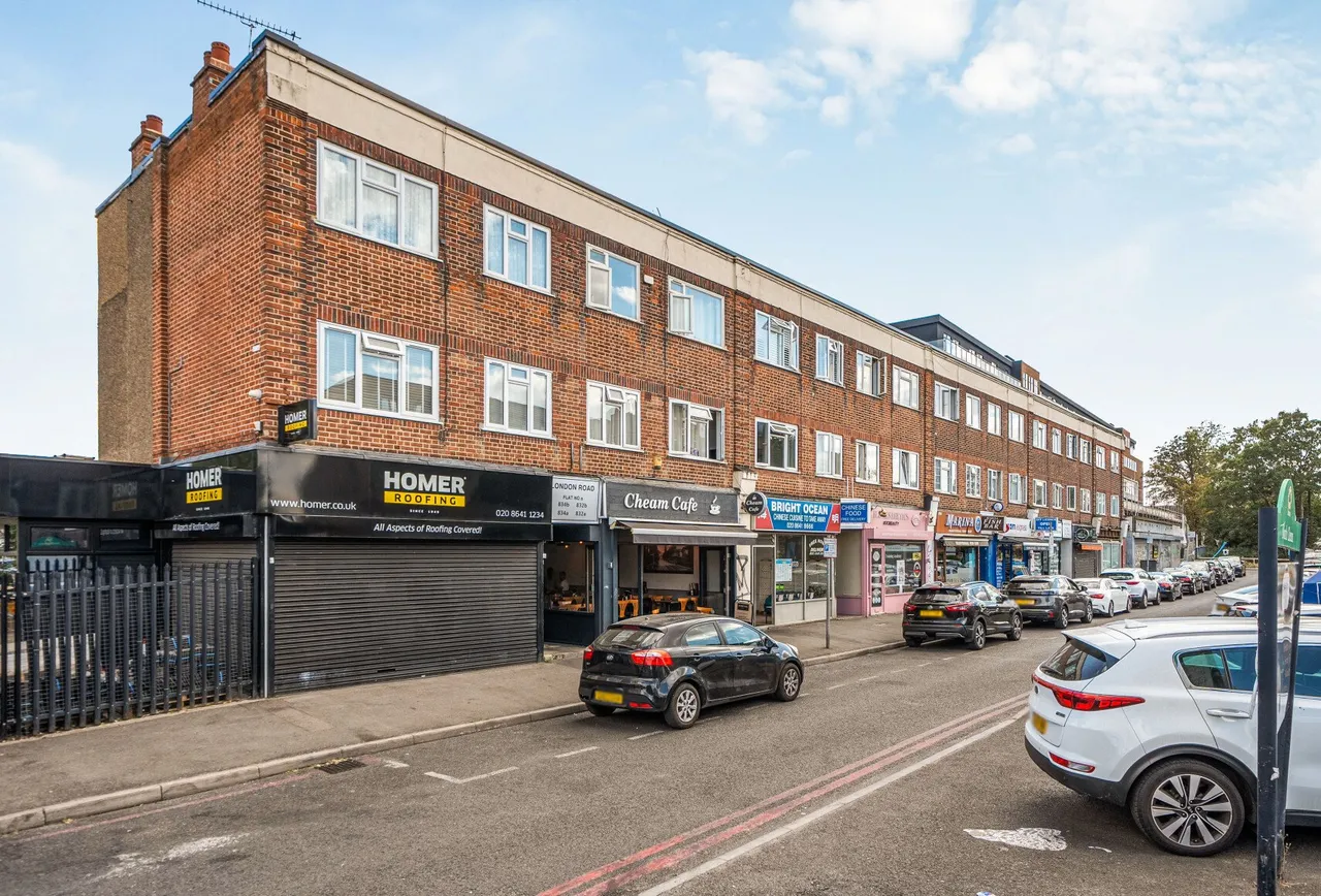 London Road, Cheam, SM3 9BJ, photo 2