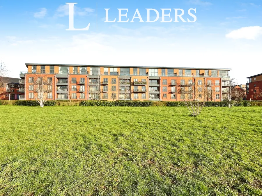 2 bed flat to rent, Bradley Court, Worcester, WR5
