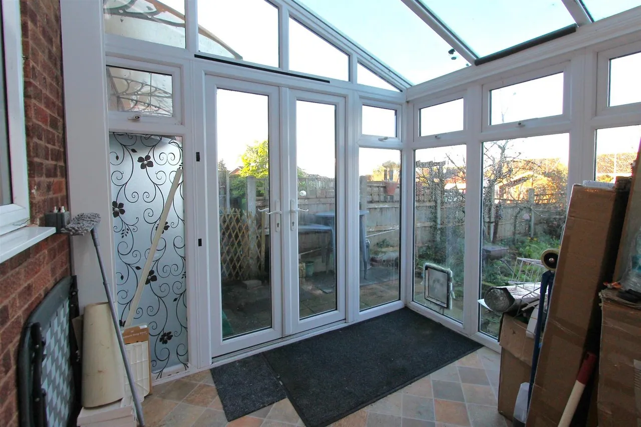 Brompton Drive, Brierley Hill, photo 7