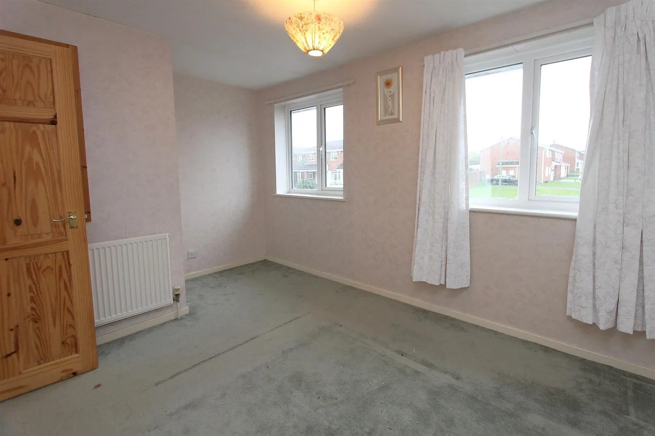 Brompton Drive, Brierley Hill, photo 9