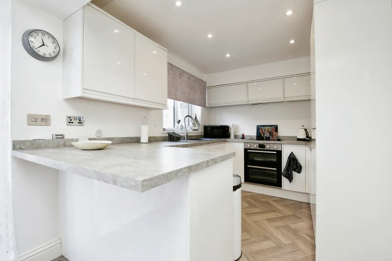 Bousfield Crescent, Newton Aycliffe, photo 5
