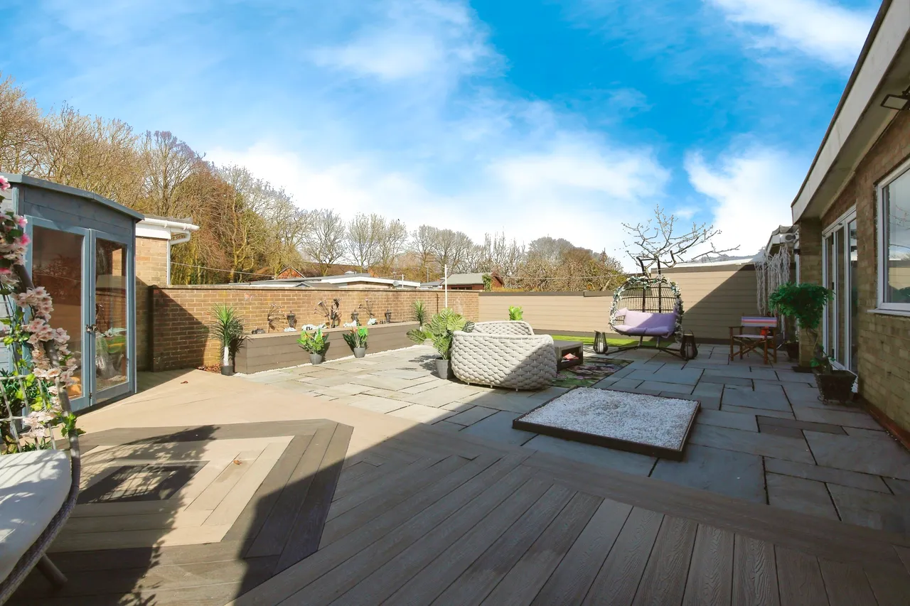 Bousfield Crescent, Newton Aycliffe, photo 9