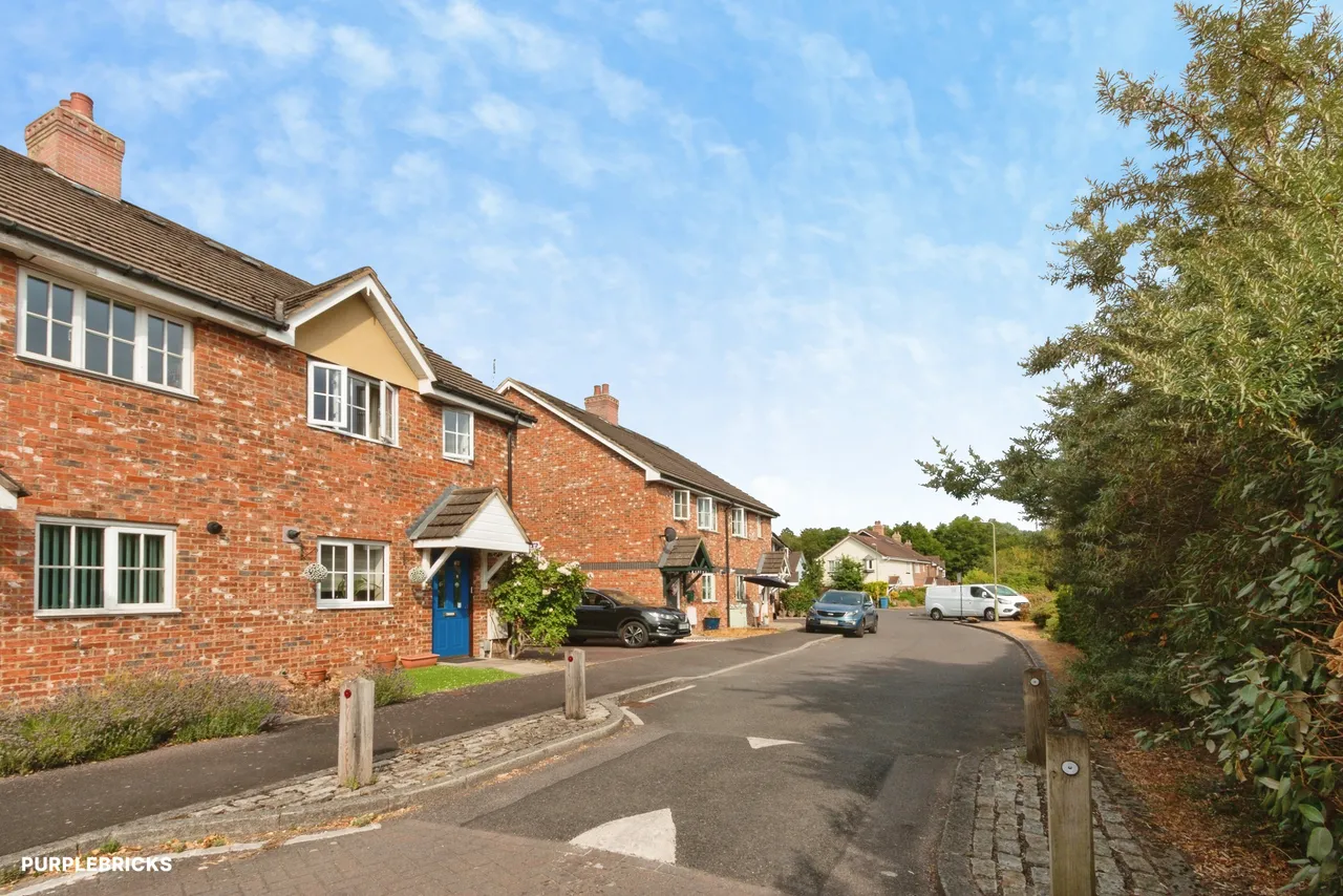 Twyford Close, Fleet, GU51, photo 3