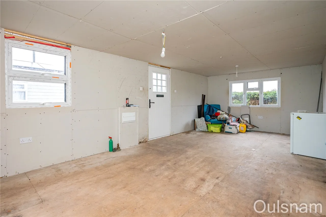 Daleswood Park, Winwood Heath Road, Romsley, Halesowen, B62 0LJ, photo 2