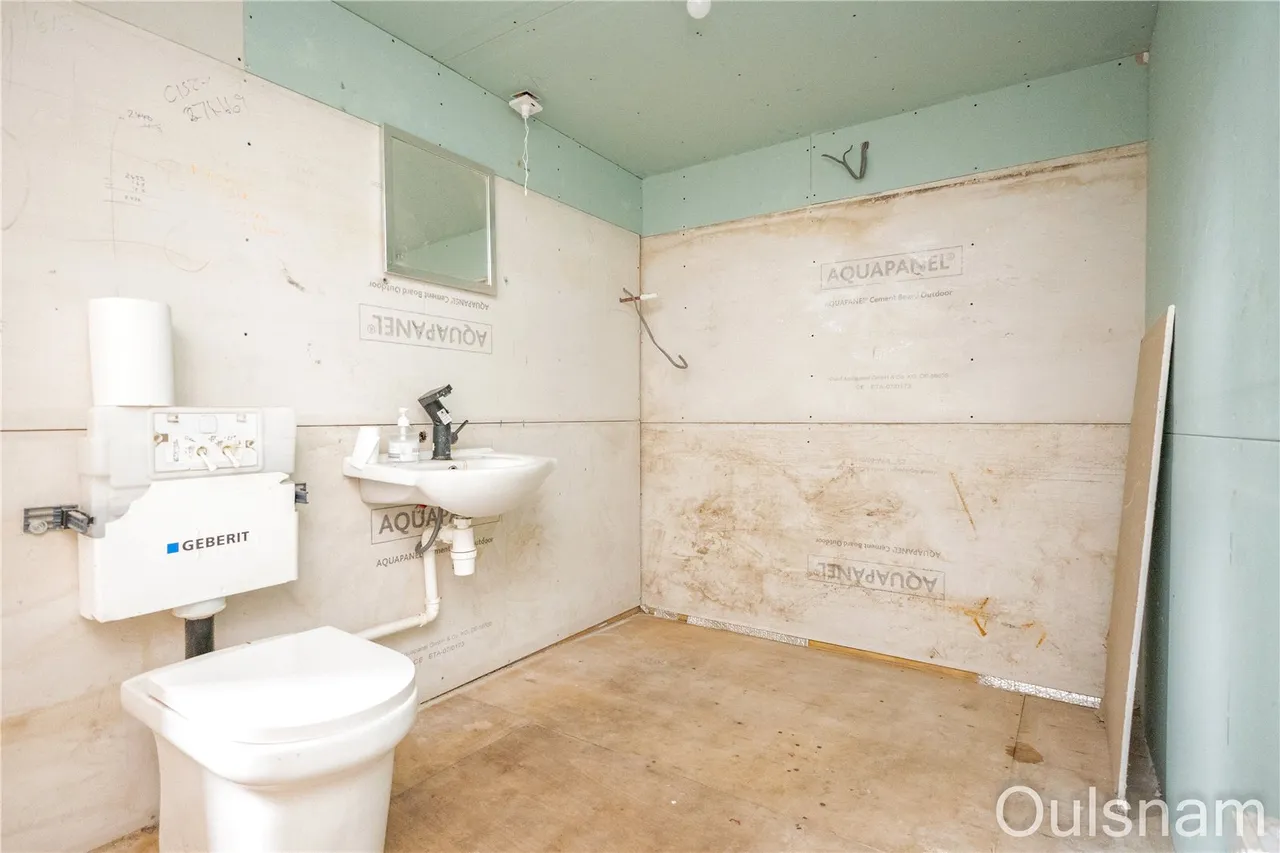 Daleswood Park, Winwood Heath Road, Romsley, Halesowen, B62 0LJ, photo 7