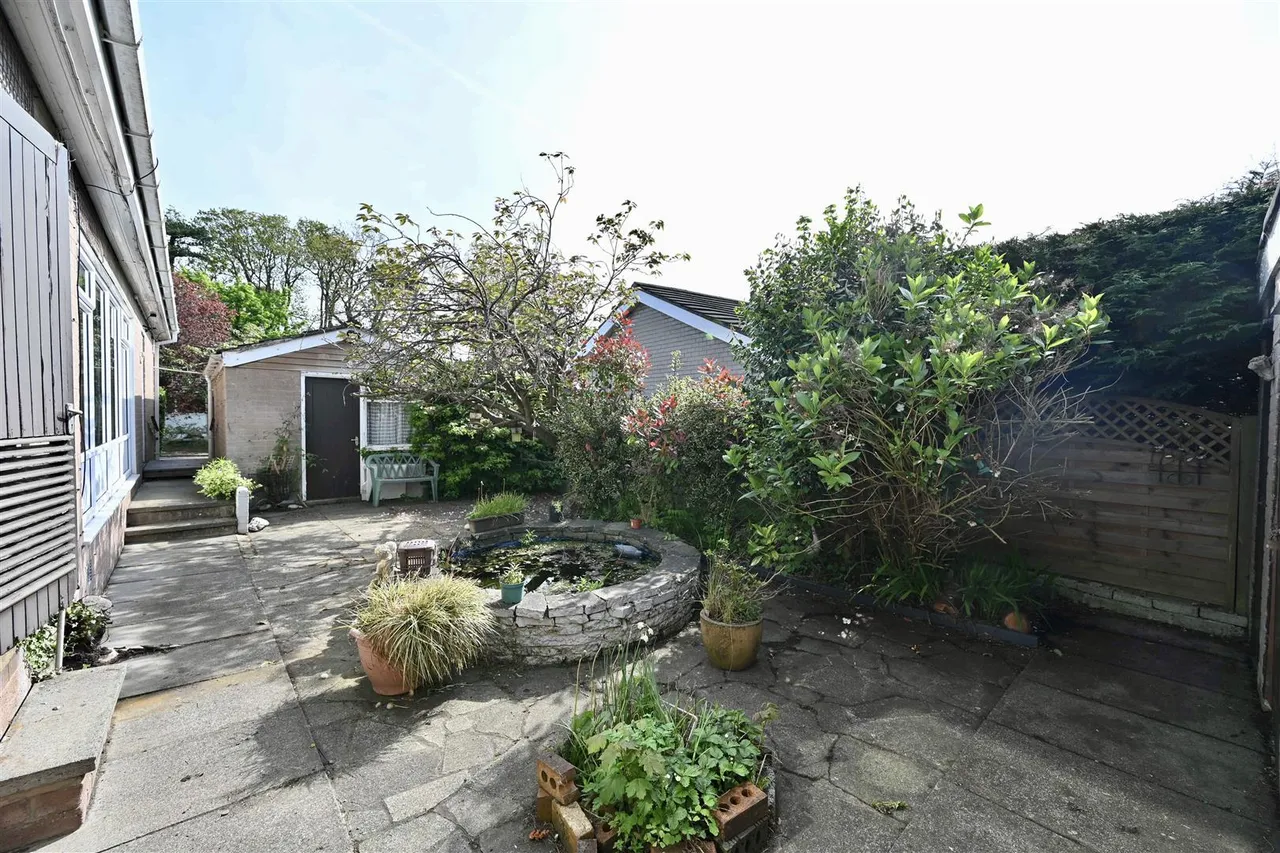 Edenvale Park, Belfast, BT17, photo 13