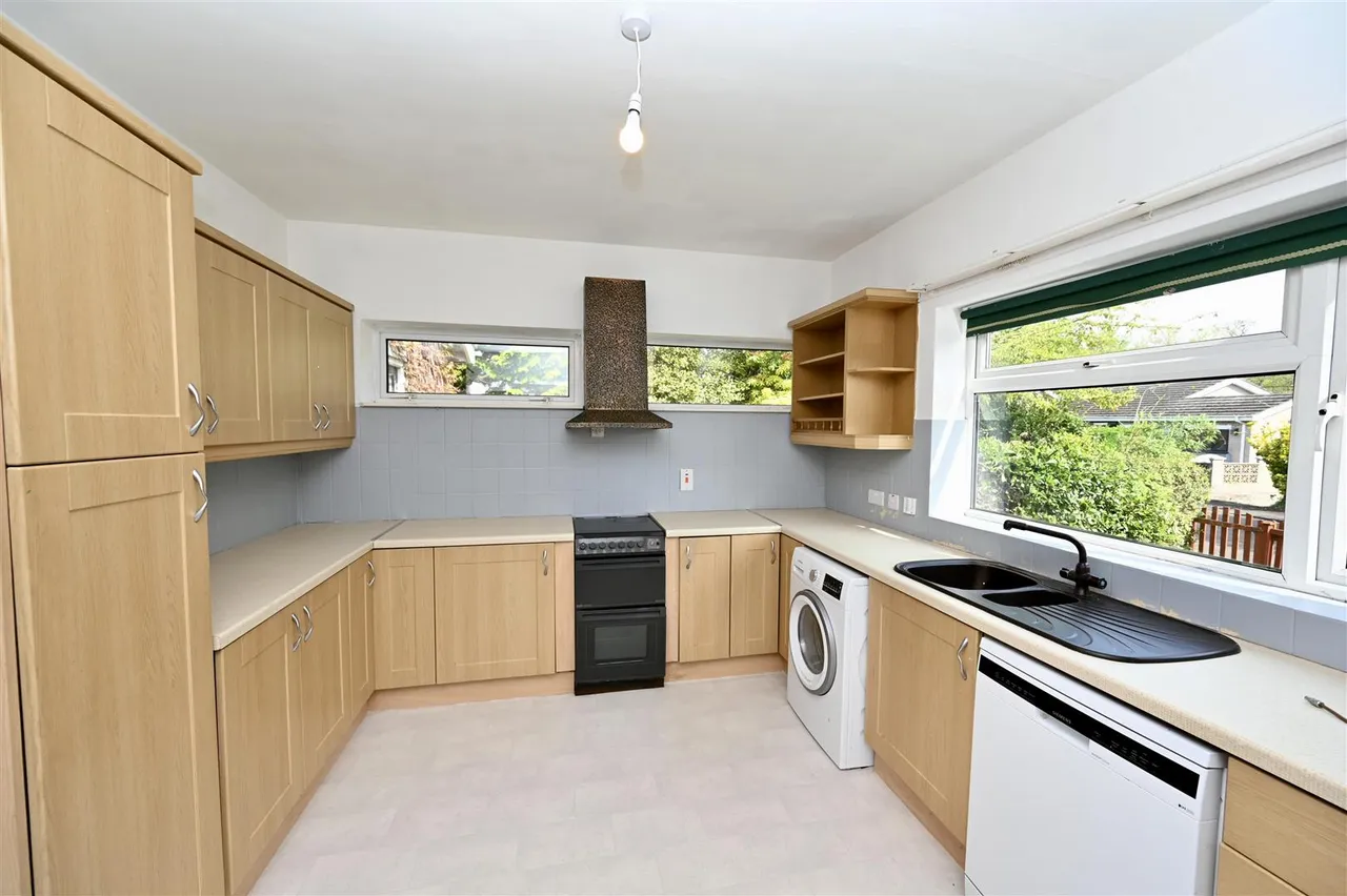Edenvale Park, Belfast, BT17, photo 5