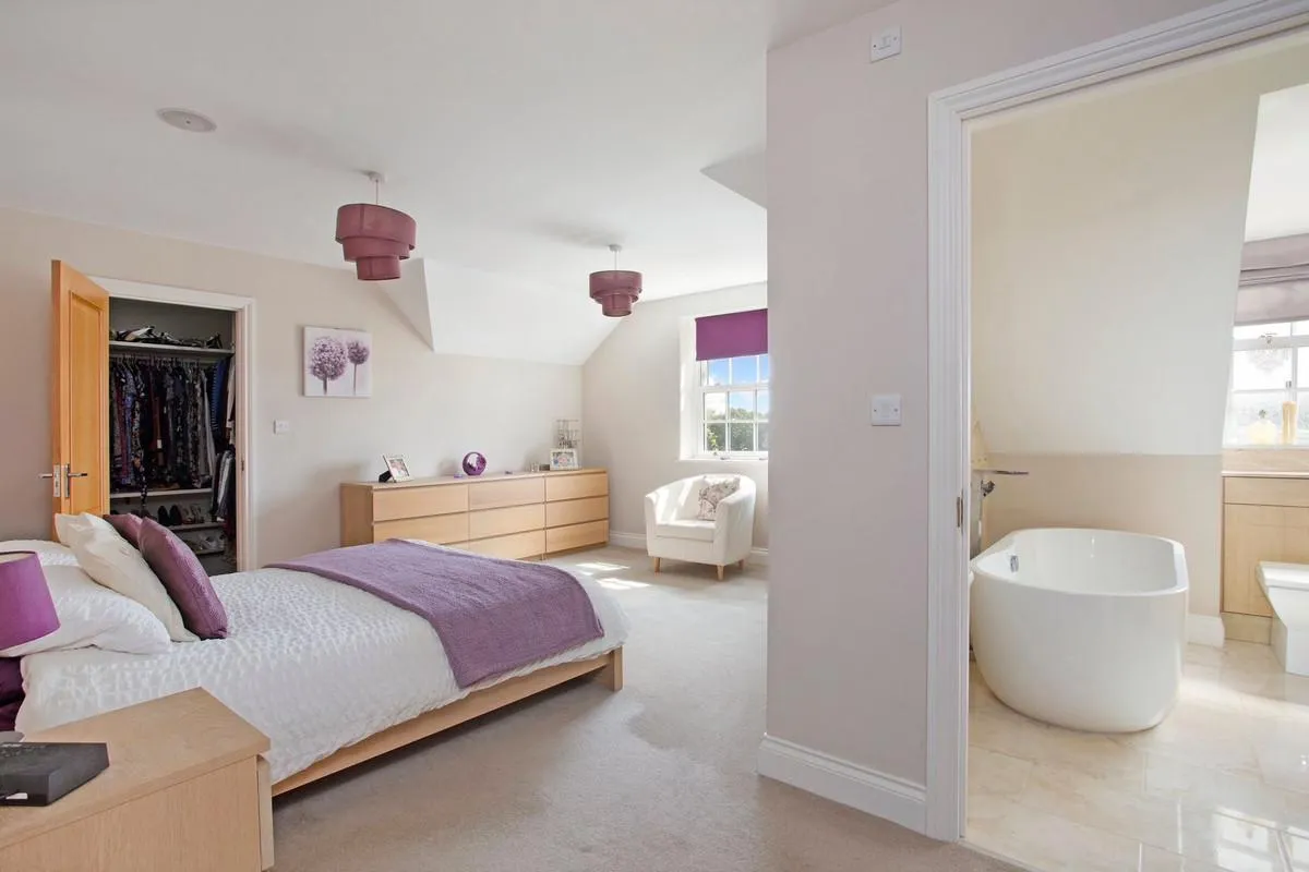 Chobham Park Lane, Chobham Woking, GU24, photo 13