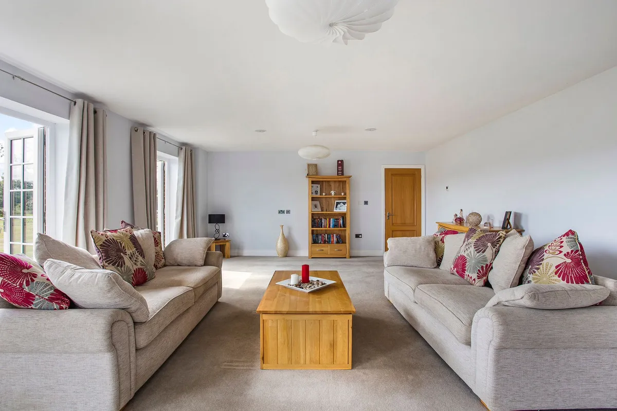 Chobham Park Lane, Chobham Woking, GU24, photo 11