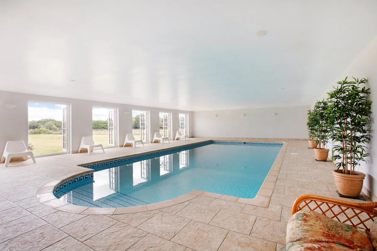 Chobham Park Lane, Chobham Woking, GU24, photo 3