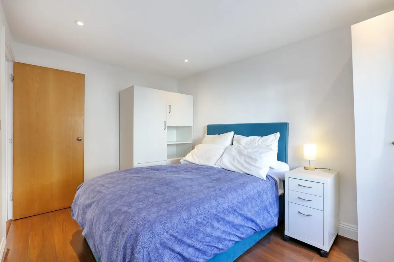 Coleman Road, London, SE5, photo 11