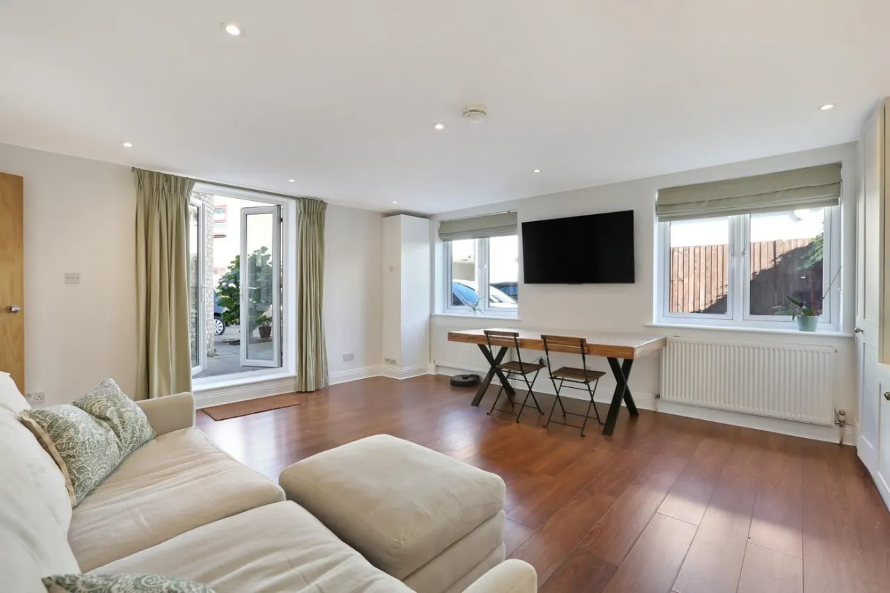 Coleman Road, London, SE5, photo 3