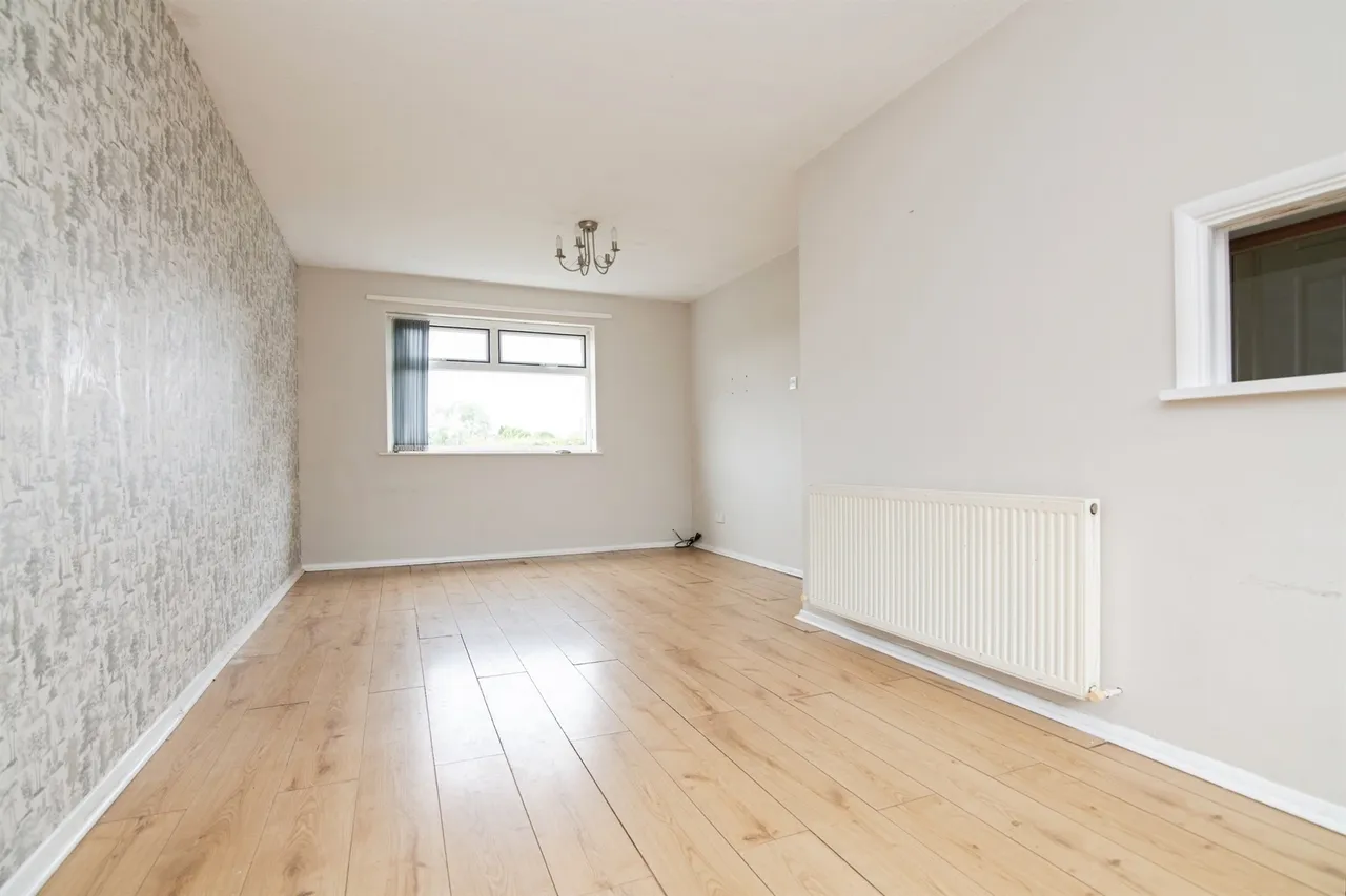 Mills Walk, Tipton, DY4, photo 4