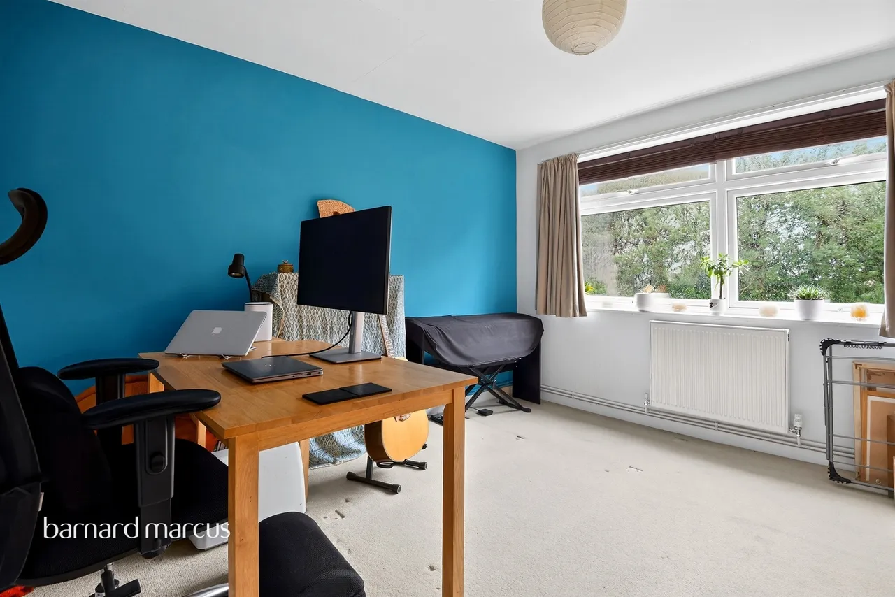 Downs Hill Road, Epsom, KT18, photo 6