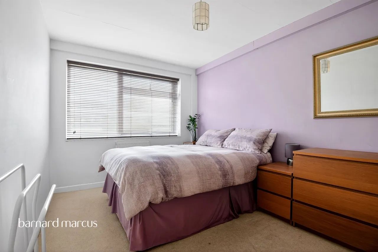 Downs Hill Road, Epsom, KT18, photo 4
