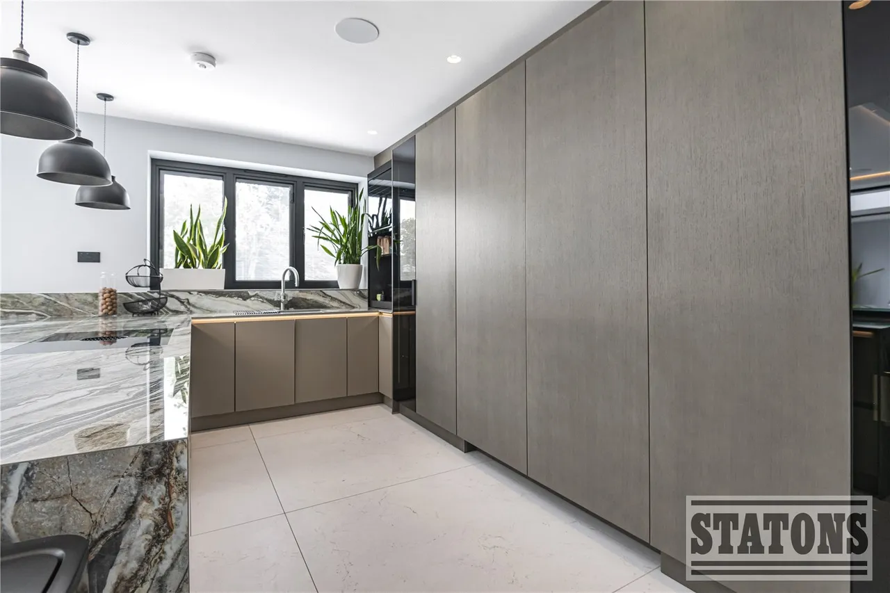 Kingwell Road, Hadley Wood, EN4 0HZ, photo 4