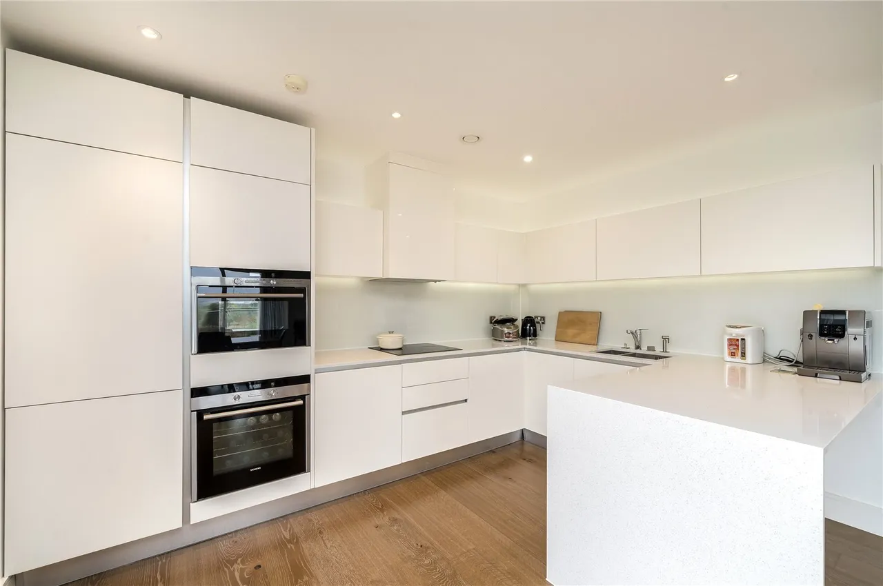 Tizzard Grove, Kidbrooke, SE3, photo 3