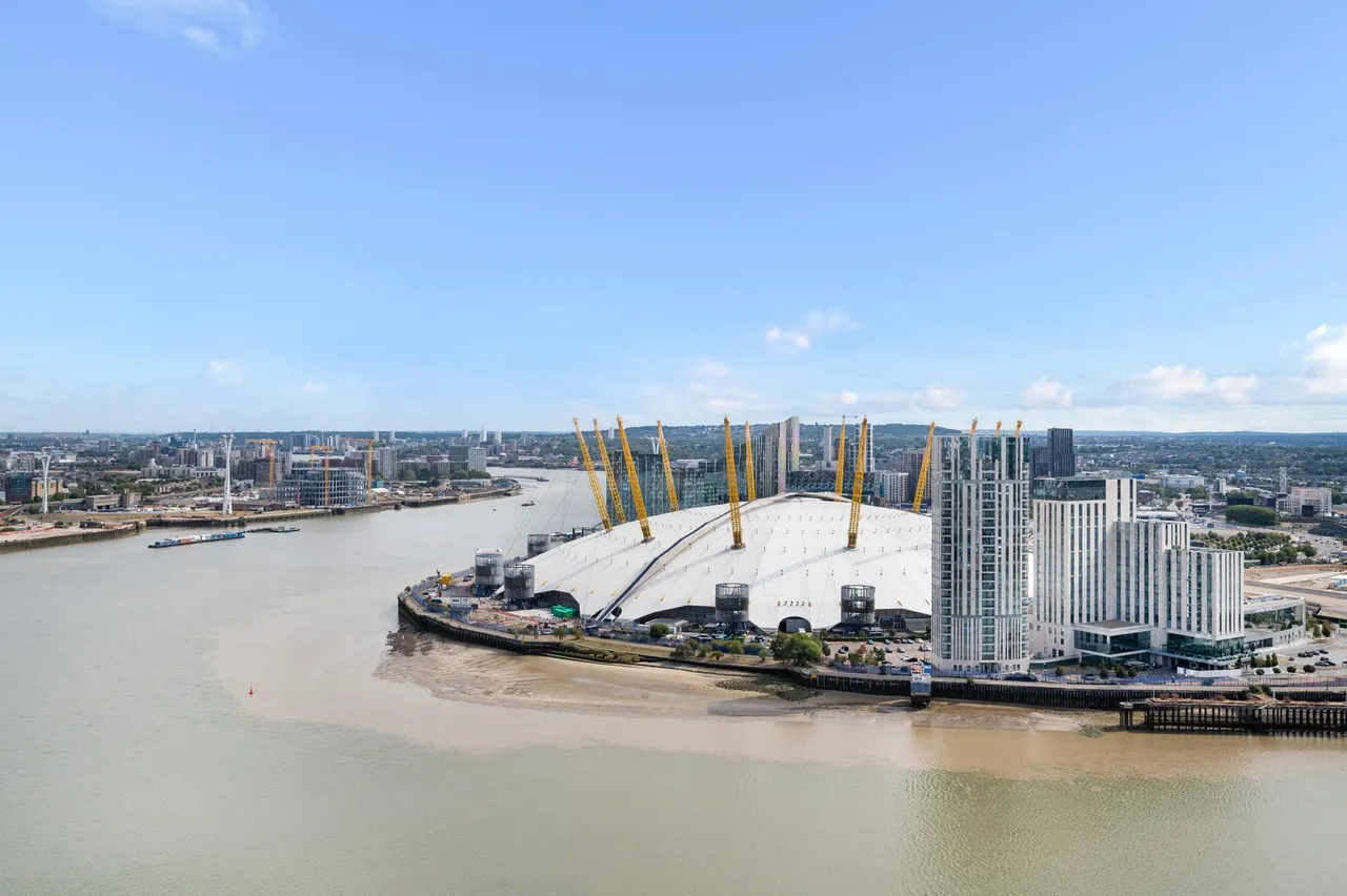 Fairmont Avenue, London, E14, photo 12