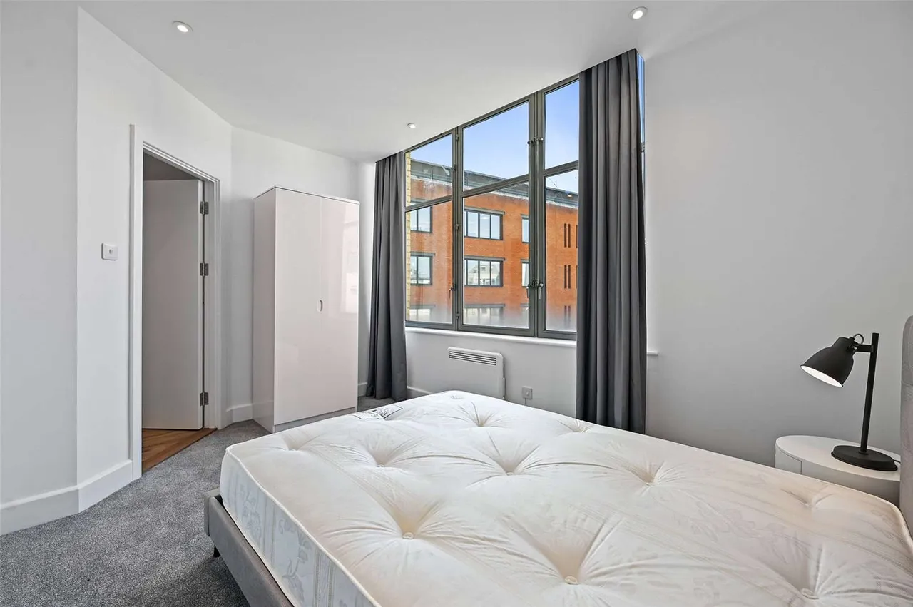 West Smithfield, London, EC1A, photo 5