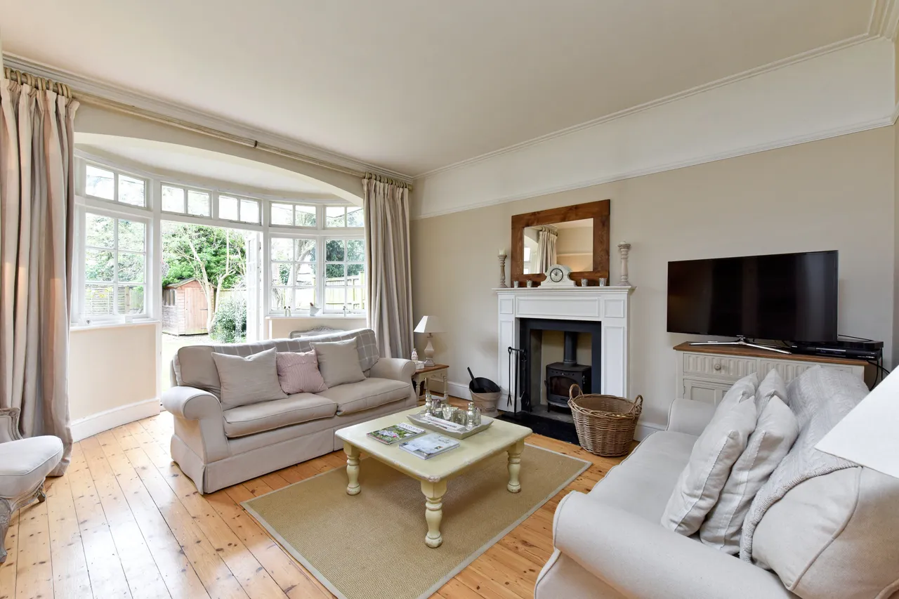 1 bed flat to rent — Ground Floor Flat, 88 Park Hill, London