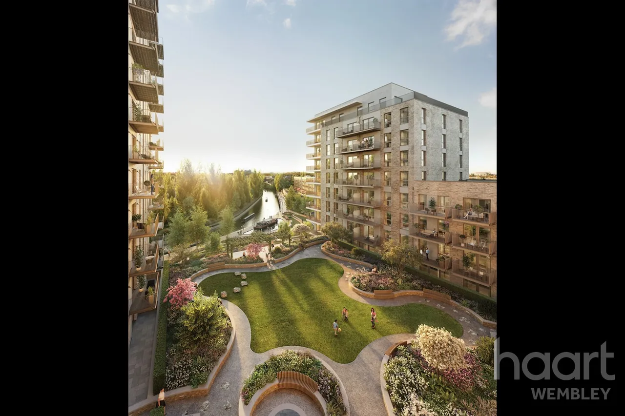 Beresford Avenue, Wembley, HA0, photo 2